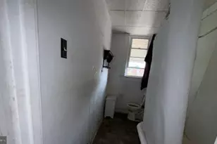 3214 Kenyon Ave, Baltimore, MD 21213 - Photo 8