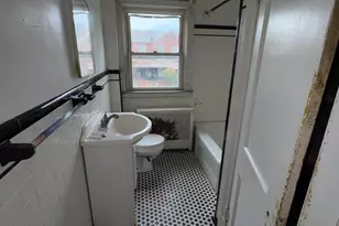 13 S Rosedale St, Baltimore, MD 21229 - Photo 12