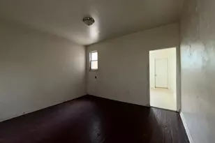 1556 N Carey St, Baltimore, MD 21217 - Photo 8