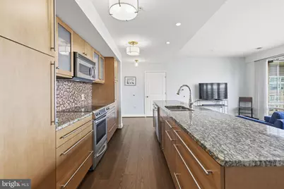 675 President Street #1406, Baltimore, MD 21202 - Photo 8