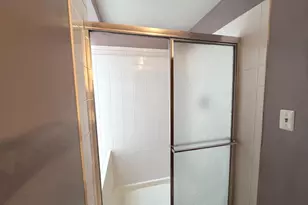 2008 E Lombard St, Baltimore, MD 21231 - Photo 24