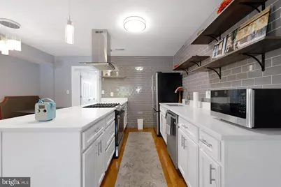 701 Roundview Road, Baltimore, MD 21225 - Photo 10
