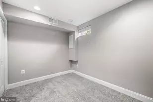 317 Font Hill Ave, Baltimore, MD 21223 - Photo 22