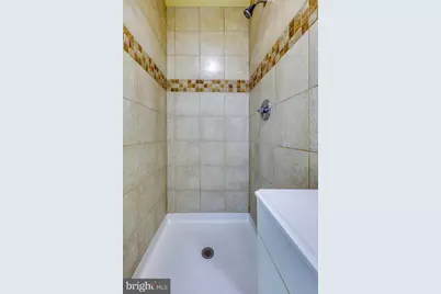 2818 N Calvert Street N, Baltimore, MD 21218 - Photo 40