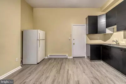 2818 N Calvert Street N, Baltimore, MD 21218 - Photo 8