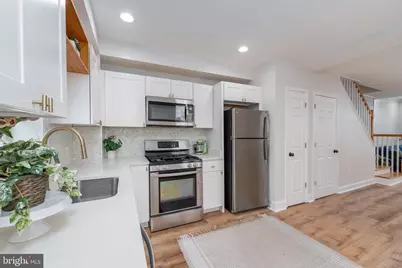 139 N Port Street, Baltimore, MD 21224 - Photo 8