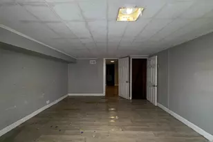 3227 E Baltimore St, Baltimore, MD 21224 - Photo 30