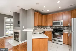 905 S Caroline St, Baltimore, MD 21231 - Photo 10