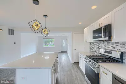1007 Wildwood Parkway, Baltimore, MD 21229 - Photo 8