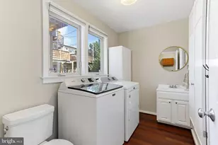 38 S Potomac St, Baltimore, MD 21224 - Photo 10