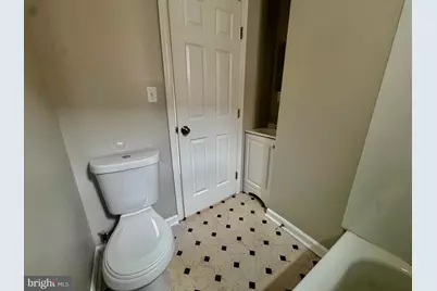 2123 Walbrook Avenue, Baltimore, MD 21217 - Photo 24