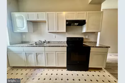 2123 Walbrook Avenue, Baltimore, MD 21217 - Photo 10