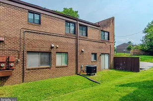 7240 Park Heights Ave, Baltimore, MD 21208 - Photo 20