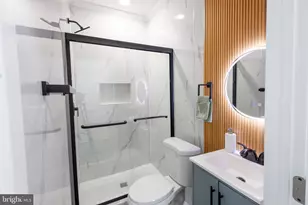 631 E 37th St, Baltimore, MD 21218 - Photo 28