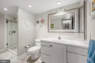 111 Hamlet Hill Rd, Baltimore, MD 21210 - Photo 20