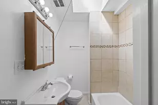 3408 Ravenwood Ave, Baltimore, MD 21213 - Photo 18