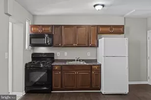 3408 Ravenwood Ave, Baltimore, MD 21213 - Photo 10