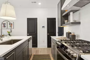 110A Locke St, Baltimore, MD 21230 - Photo 2