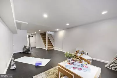 255 S Robinson Street, Baltimore, MD 21224 - Photo 32