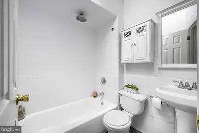 255 S Robinson Street, Baltimore, MD 21224 - Photo 30