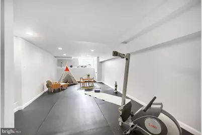 255 S Robinson Street, Baltimore, MD 21224 - Photo 34