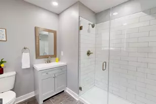 3301 Cedarhurst Rd, Baltimore, MD 21214 - Photo 12