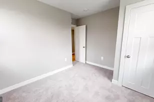 3301 Cedarhurst Rd, Baltimore, MD 21214 - Photo 14