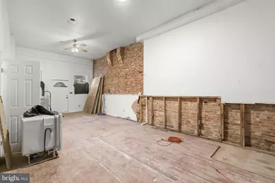 821 Martin Luther King Jr Boulevard, Baltimore, MD 21201 - Photo 34