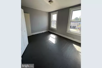 211 S Hilton Street, Baltimore, MD 21229 - Photo 6