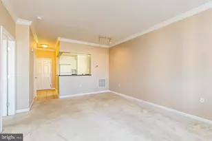 23 Pierside Dr, Baltimore, MD 21230 - Photo 12