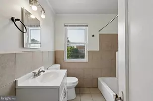 838 Bradhurst Rd, Baltimore, MD 21212 - Photo 10