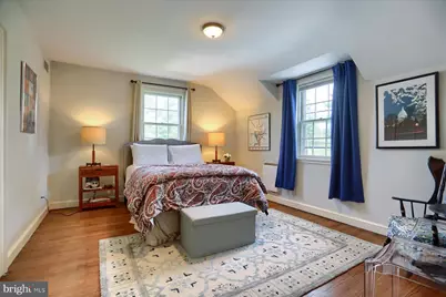 10 W Lake Avenue, Baltimore, MD 21210 - Photo 32