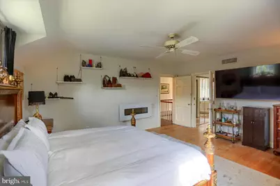 10 W Lake Avenue, Baltimore, MD 21210 - Photo 28