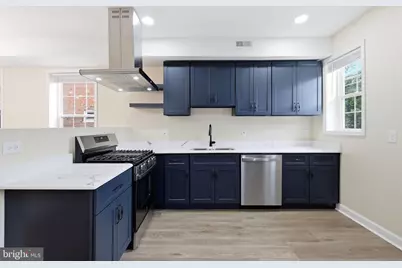 245 N Monastery Avenue, Baltimore, MD 21229 - Photo 12