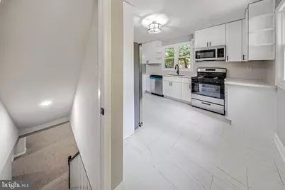 916 E Belvedere Avenue, Baltimore, MD 21212 - Photo 14