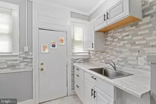 3960 Wilsby Ave, Baltimore, MD 21218 - Photo 12