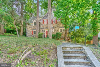 15 W Cold Spring Lane, Baltimore, MD 21210 - Photo 2