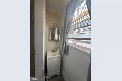 729 E 41st Street, Baltimore, MD 21218 - Photo 24