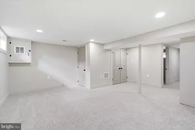 817 Wildwood Parkway, Baltimore, MD 21229 - Photo 18
