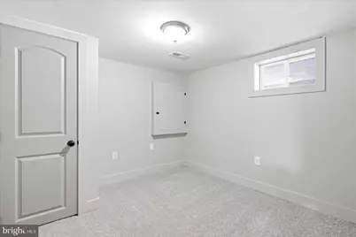 817 Wildwood Parkway, Baltimore, MD 21229 - Photo 22