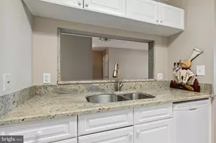 100 Harborview Dr, Baltimore, MD 21230 - Photo 16