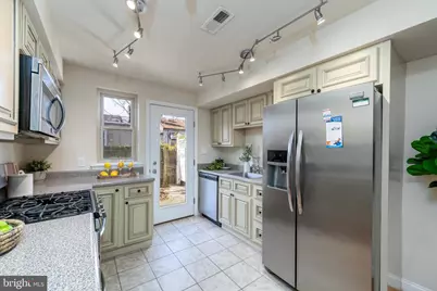 336 S Collington Avenue S, Baltimore, MD 21231 - Photo 12