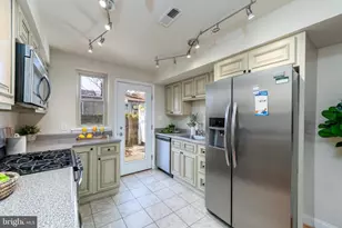 336 S Collington Ave S, Baltimore, MD 21231 - Photo 12