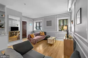 104 W Madison St, Baltimore, MD 21201 - Photo 8