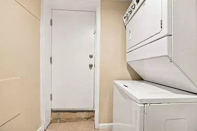 142 N Linwood Avenue, Baltimore, MD 21224 - Photo 24