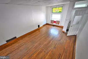 10 S Ellwood Ave, Baltimore, MD 21224 - Photo 8