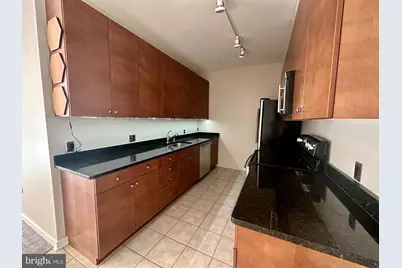 2007 Clipper Park Road #417, Baltimore, MD 21211 - Photo 8