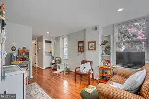 3427 Keswick Rd, Baltimore, MD 21211 - Photo 4