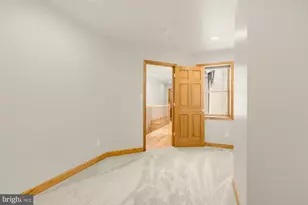 1121 S Clinton St, Baltimore, MD 21224 - Photo 24