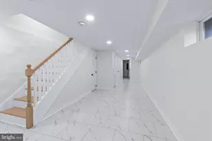 530 E 38th St, Baltimore, MD 21218 - Photo 14